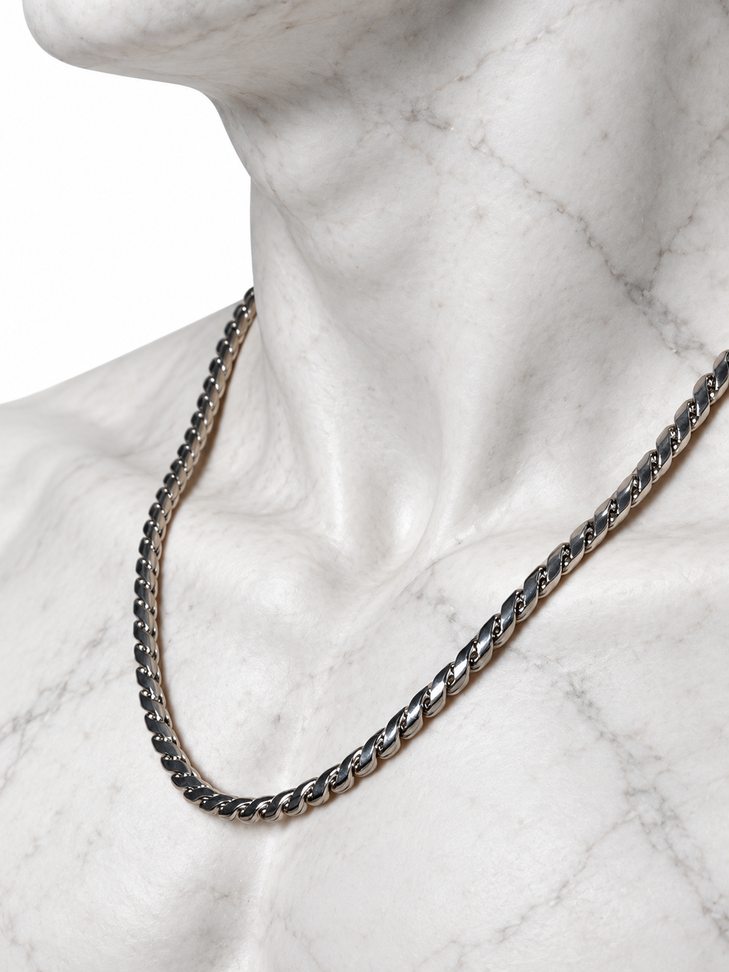 Strang — Collar